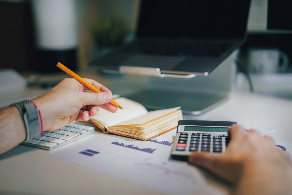 Finding and choosing a Dutch tax advisor as an international tax attorney